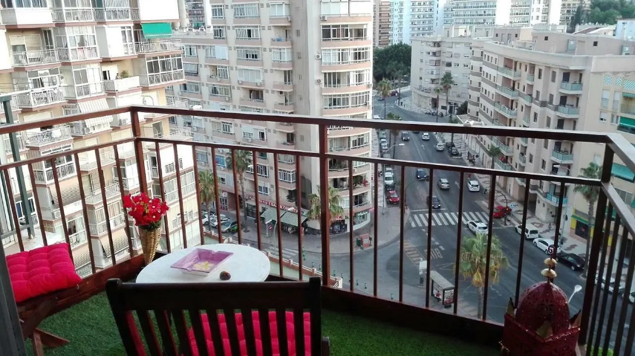 הקונטקטים של Studio Av. De Los Manantiales, Torremolinos, Malaga, Espana